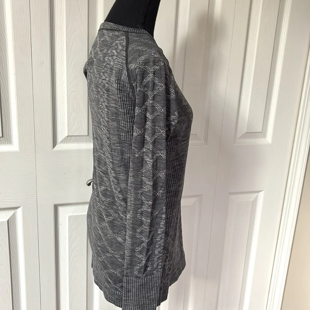 Lululemon Rest Less Pullover - Picture 9 of 15